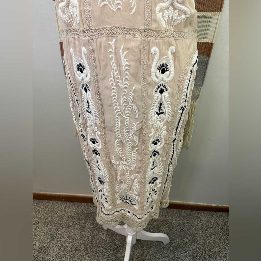 Anthropologie Maeve Beige Embroidered Lace Slip Midi Dress S spaghetti straps - Picture 5 of 11